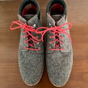 Vibram grey hiking boots with red laces - size 10